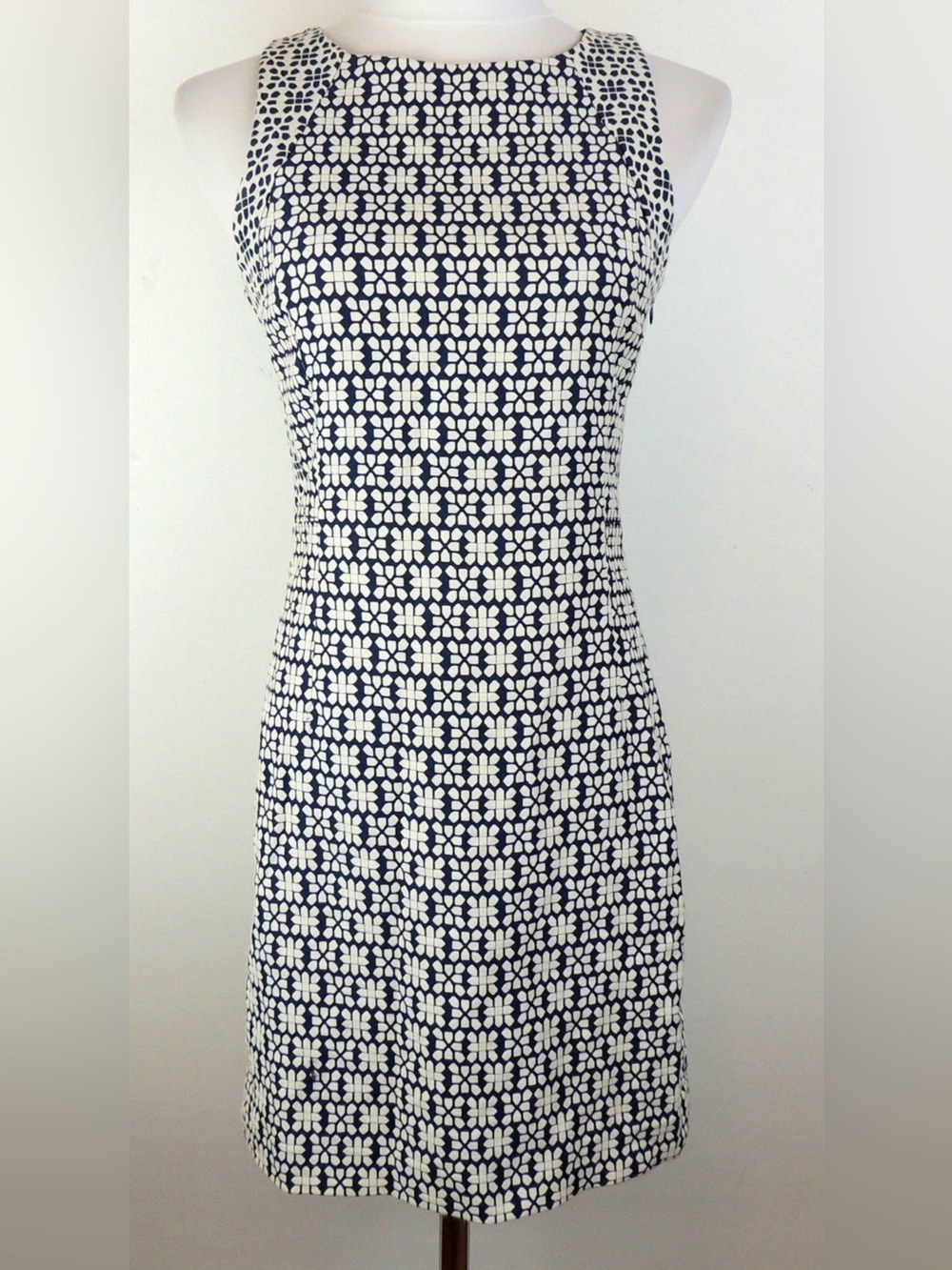 Banana Republic Navy and White jacquard dress with geometric pattern